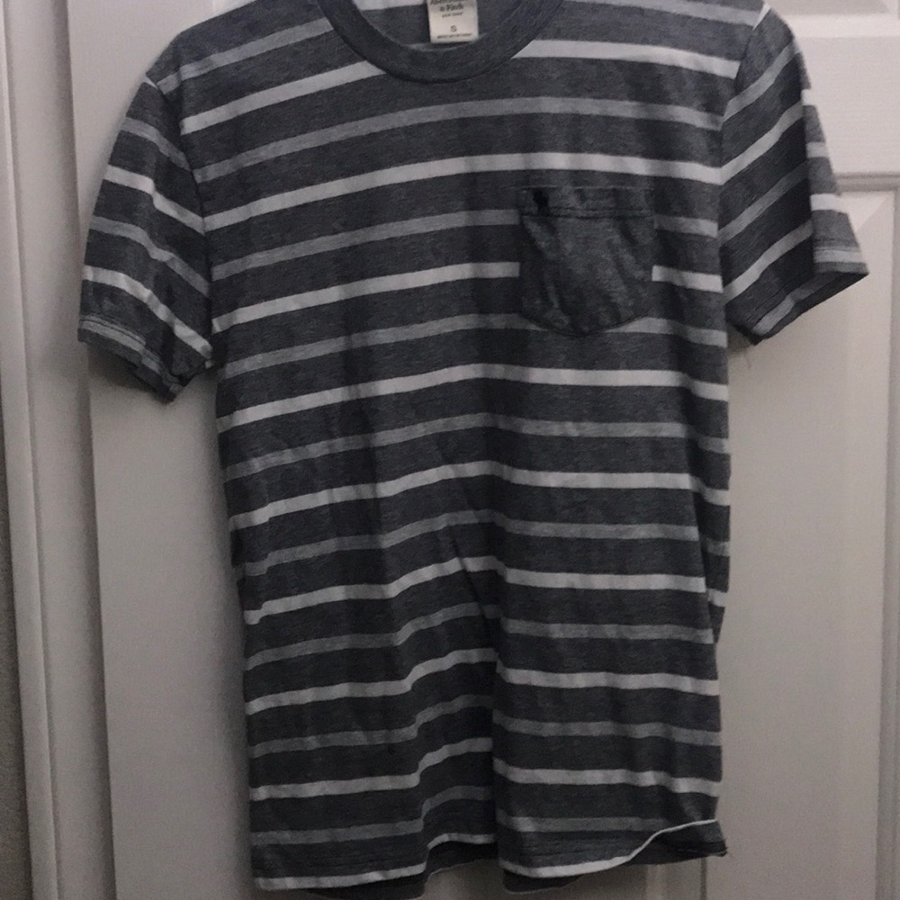 VINTAGE ABERCROMBIE & FITCH STRIPED TEE SIZE SMALL